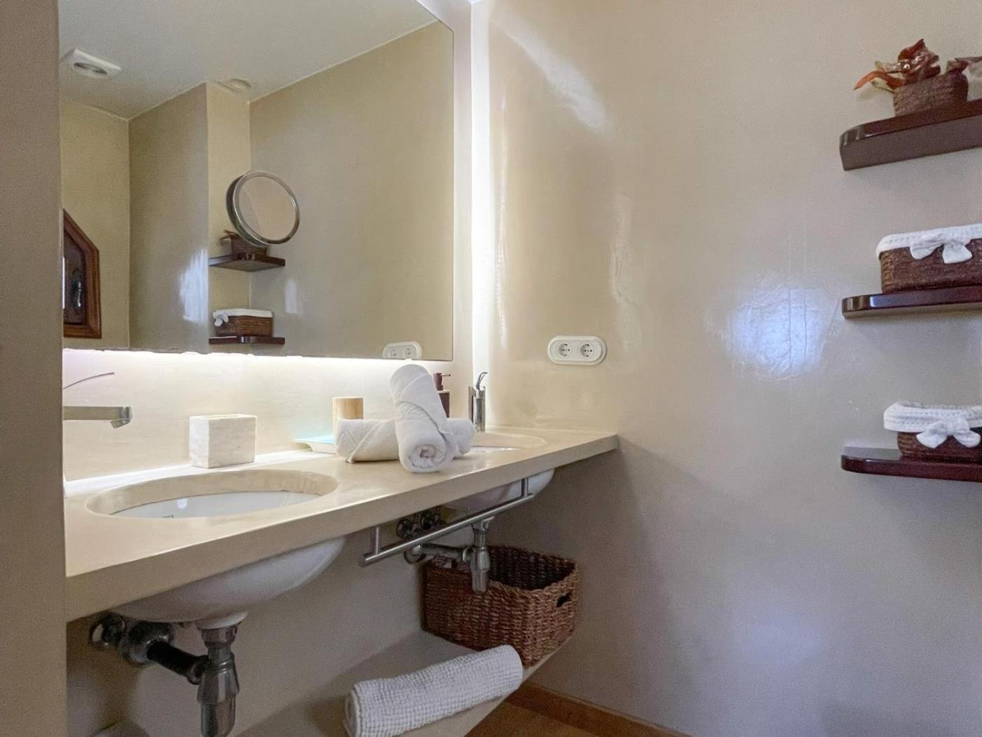 Raco Apartment