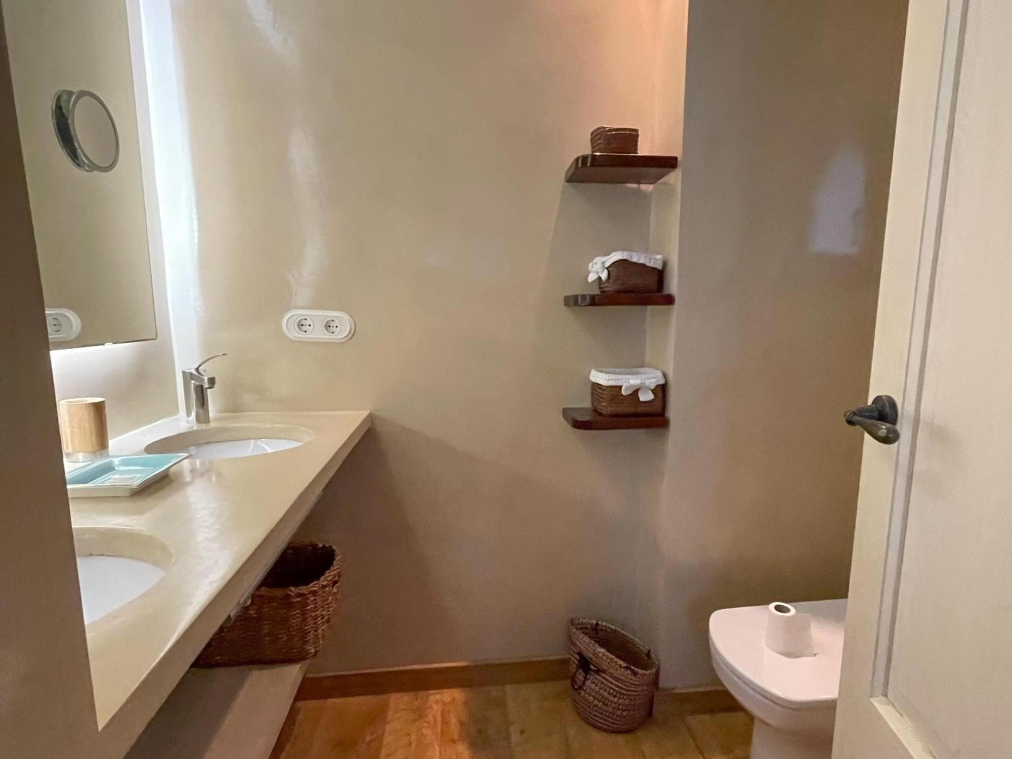 Raco Apartment *